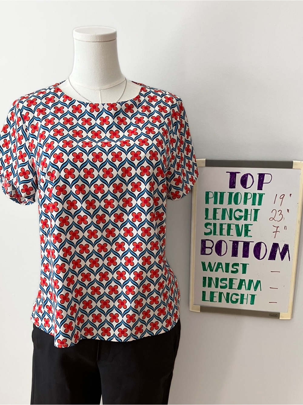 Compania Fantastica Short Sleeve Blouse With Prints - Picture 6 of 6